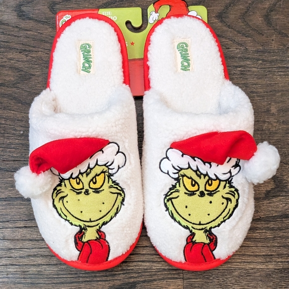 Dr. Seuss | Shoes | New Womens Dr Seuss Grinch Santa Christmas House ...